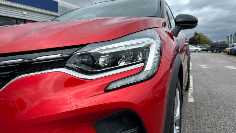 Renault Captur 1.0 TCE 100 Iconic 5dr Petrol Hatchback
